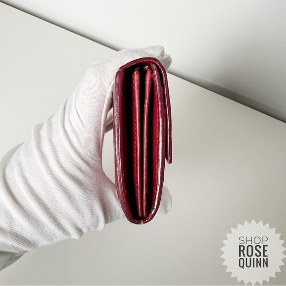 LOUIS VUITTON | All-Inclusive Vernis Sarah Wallet - Picture 7 of 17